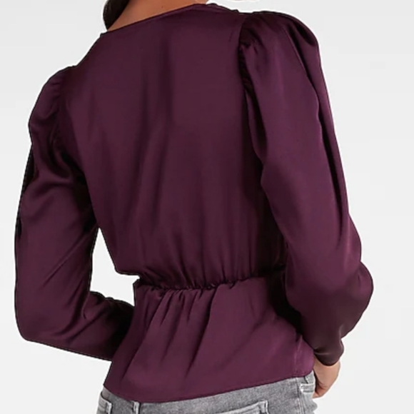 💜 Express peplum top. - Picture 3 of 8